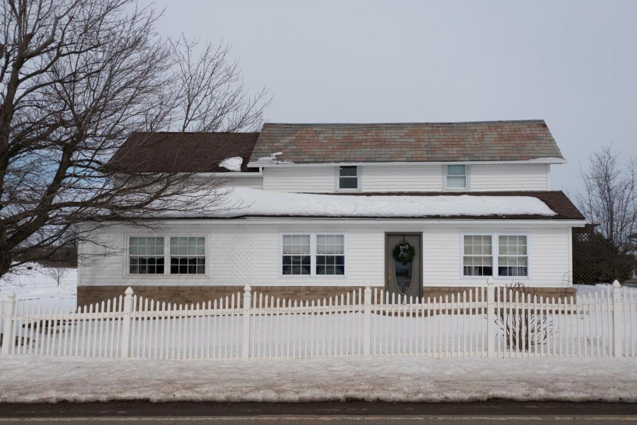 Weaver Ridge Manor Millersburg Exterior foto