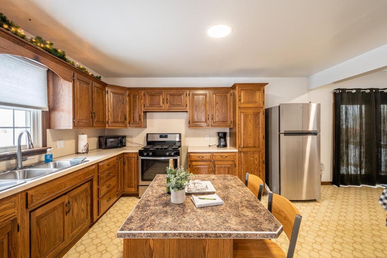 Weaver Ridge Manor Millersburg Exterior foto